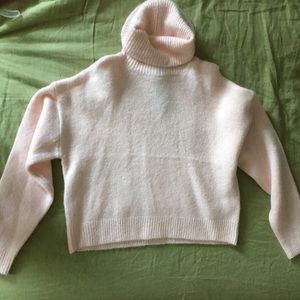 Cropped pink turtleneck